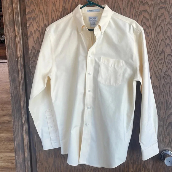 Light Yellow LL Bean Button down - Picture 1 of 3
